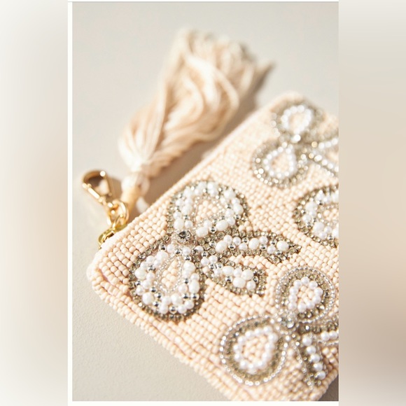 Anthropologie icon coin purse size 5” by 3.5” - Picture 3 of 12